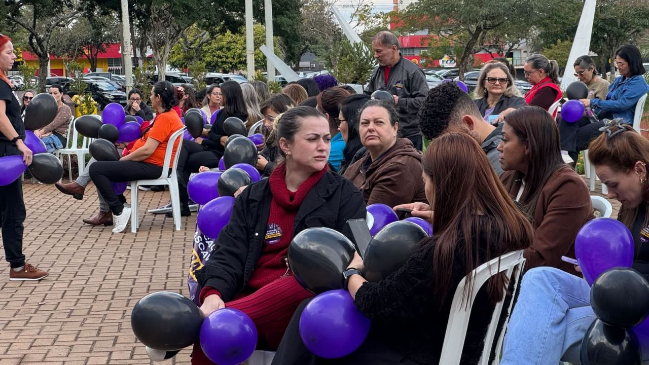 Professores de Cascavel criticam falta de proposta do governo e mantêm indicativo de greve