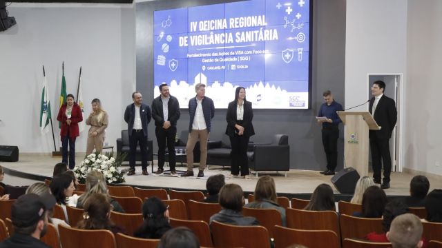 Cascavel sedia etapa estadual de projeto da Anvisa e entrega primeira certificação do Selo de Confiança Sanitária Municipal