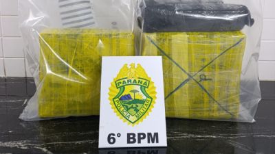 Imagem referente à notícia: Passageiro é preso com mais de 21 quilos de maconha em ônibus abordado na BR-163 em Cascavel