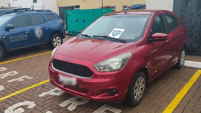 Ford Ka roubado em assalto à mão armada em 2017 é recuperado durante vistoria em Cascavel