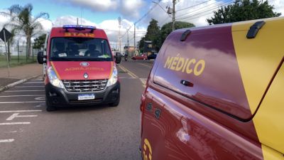 Imagem referente à notícia: Mulher fica inconsciente após cair de moto elétrica em Avenida das Pombas no Bairro Floresta em Cascavel