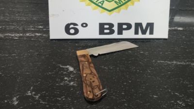 Imagem referente a notícia: Violência doméstica: homem é preso após invadir casa da ex-companheira e tentar atacá-la com canivete em Cascavel