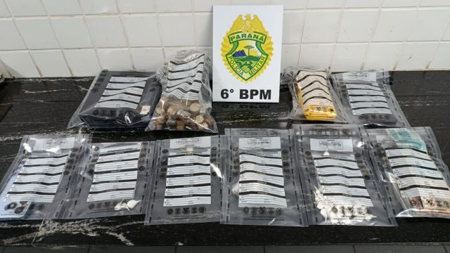 Tráfico de drogas em comércio de fachada termina com prisão de jovem e apreensão de cocaína em Cascavel