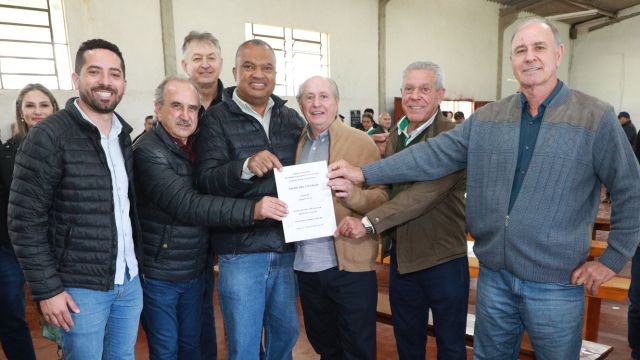 Prefeitura de Cascavel inicia pavimentação da Estrada Rural do Castelo com investimento de R$ 6,4 milhões