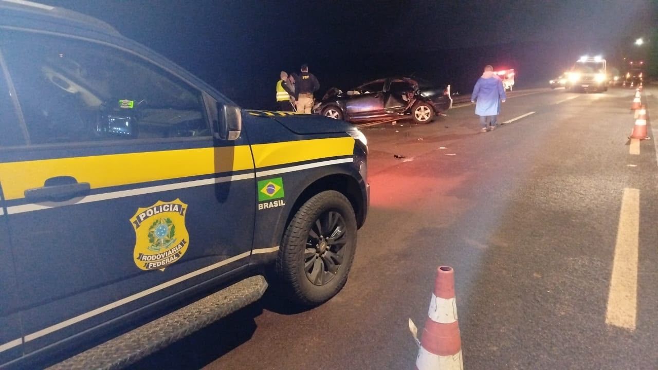 Grave acidente na BR-369 deixa dois mortos e seis feridos no Norte do Paraná