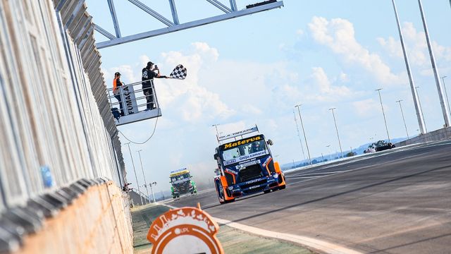 Cuiabá é o palco da vitória de Magnabosco no GP Pedro Muffato de Fórmula Truck