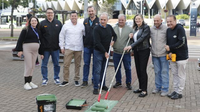 Prefeitura de Cascavel começa a revitalização de espaços públicos com pintura em pontos estratégicos