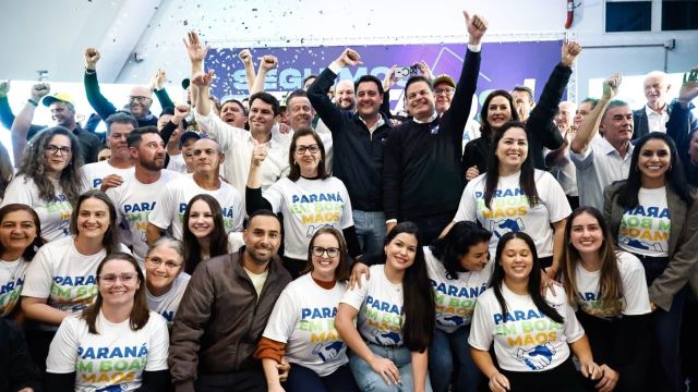 Mais de mil pessoas reforçam apoio a Sandro Alex em evento do PSD em Umuarama