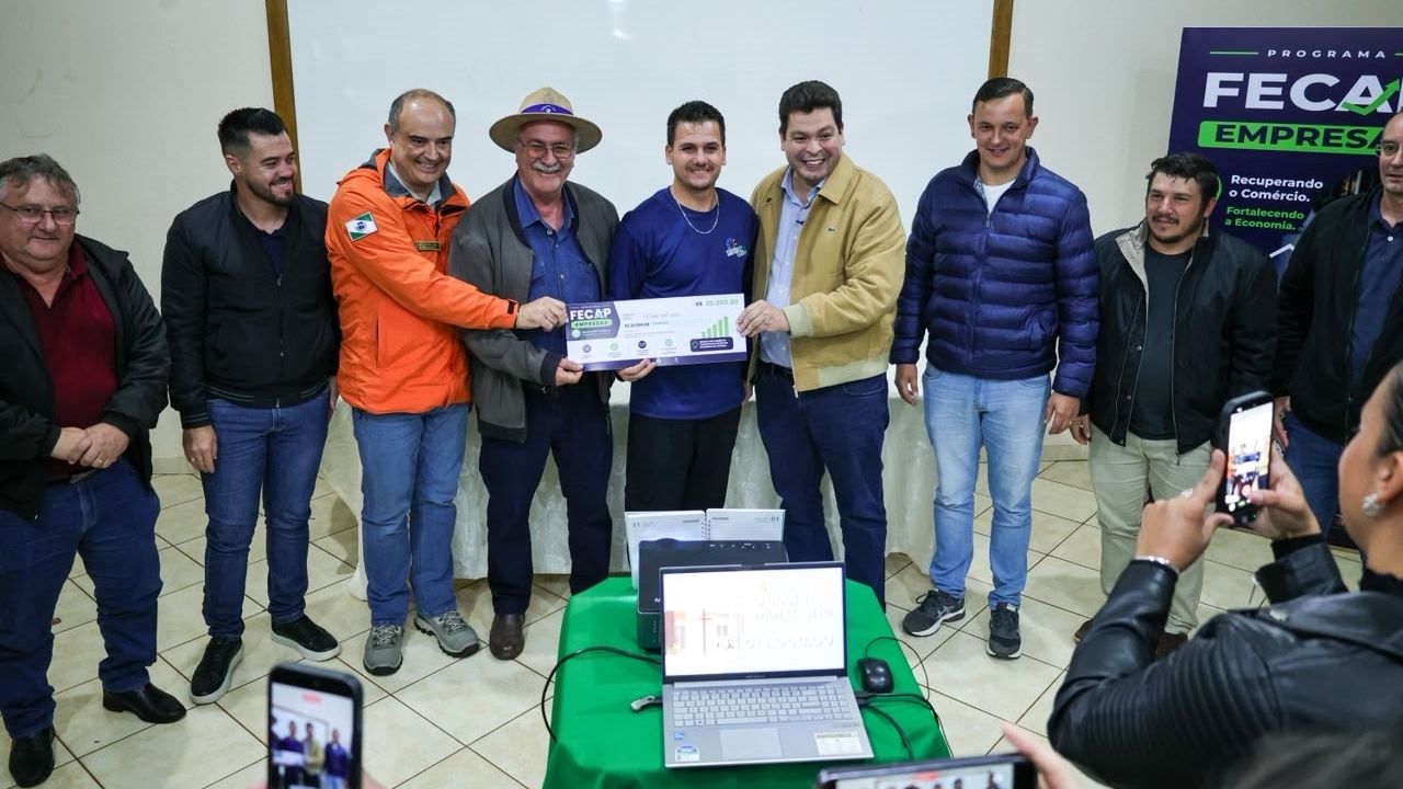 Aporte de R$ 10 milhões a 253 empresários e 80 novas casas reforçam reconstrução de Rio Bonito do Iguaçu