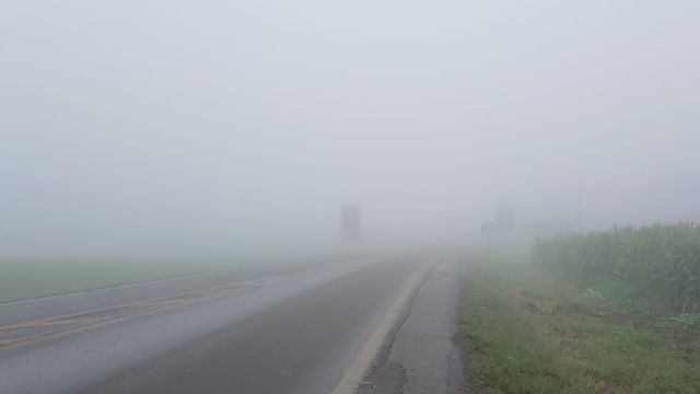 Com a chegada do inverno, EPR Iguaçu alerta para cuidados ao trafegar sob neblina