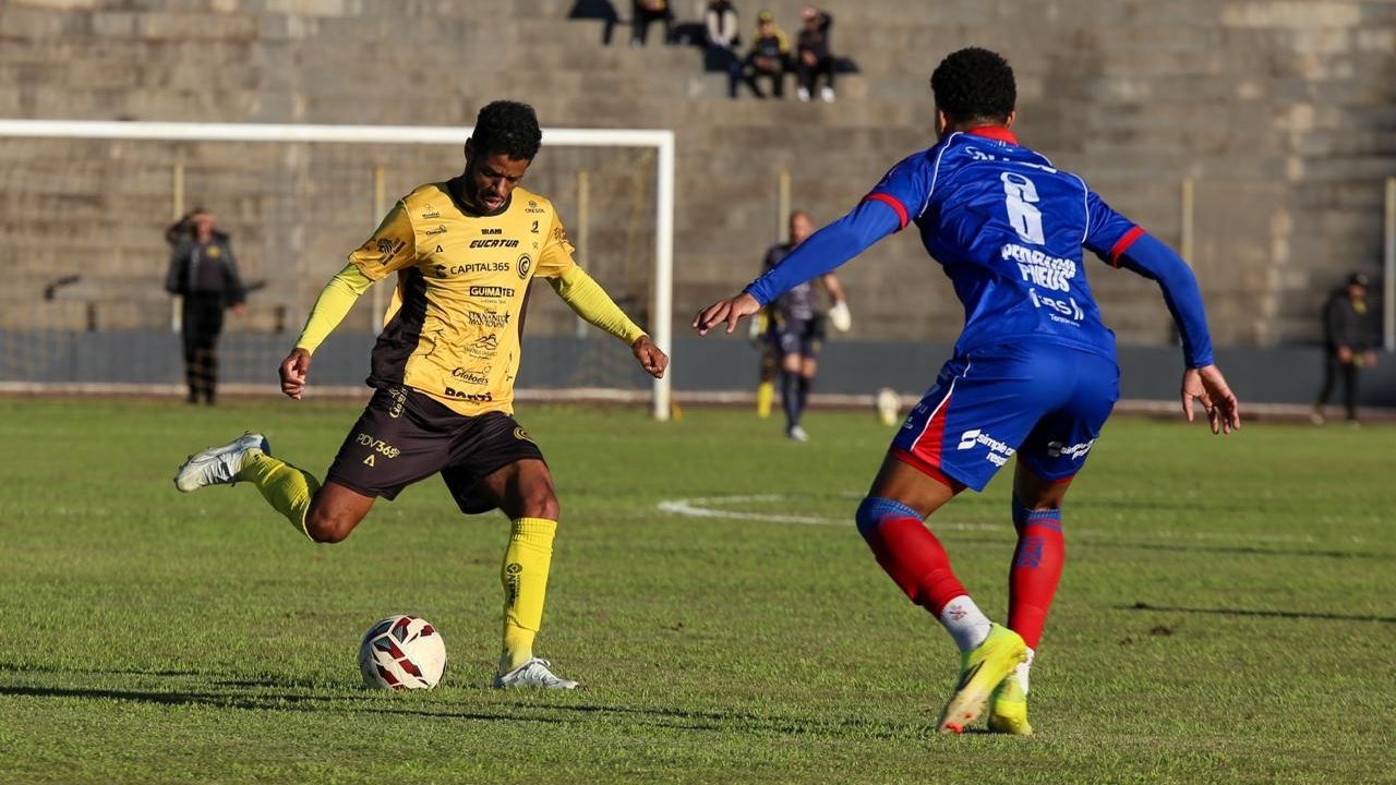 FC Cascavel cede empate no fim para o Marcílio Dias e deixa decisão da vaga aberta na Série D