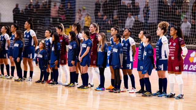 Stein Cascavel Futsal vence o Londrina em casa e mantém invencibilidade na temporada