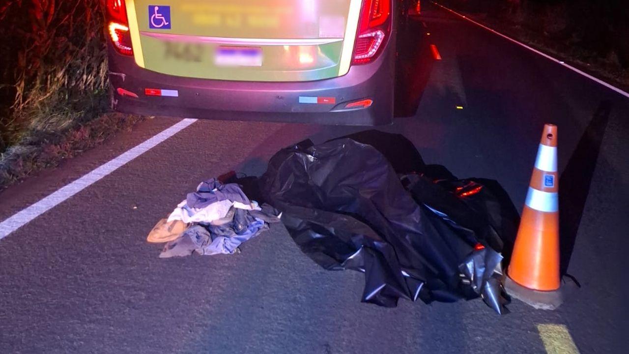 Pedestre morre após ser atropelado por ônibus na PR-484 em Capitão Leônidas Marques