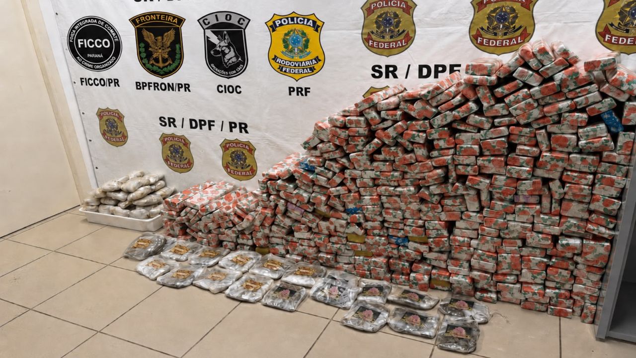 Carga de maconha avaliada em R$ 638 mil é apreendida após perseguição na BR-376 em Balsa Nova