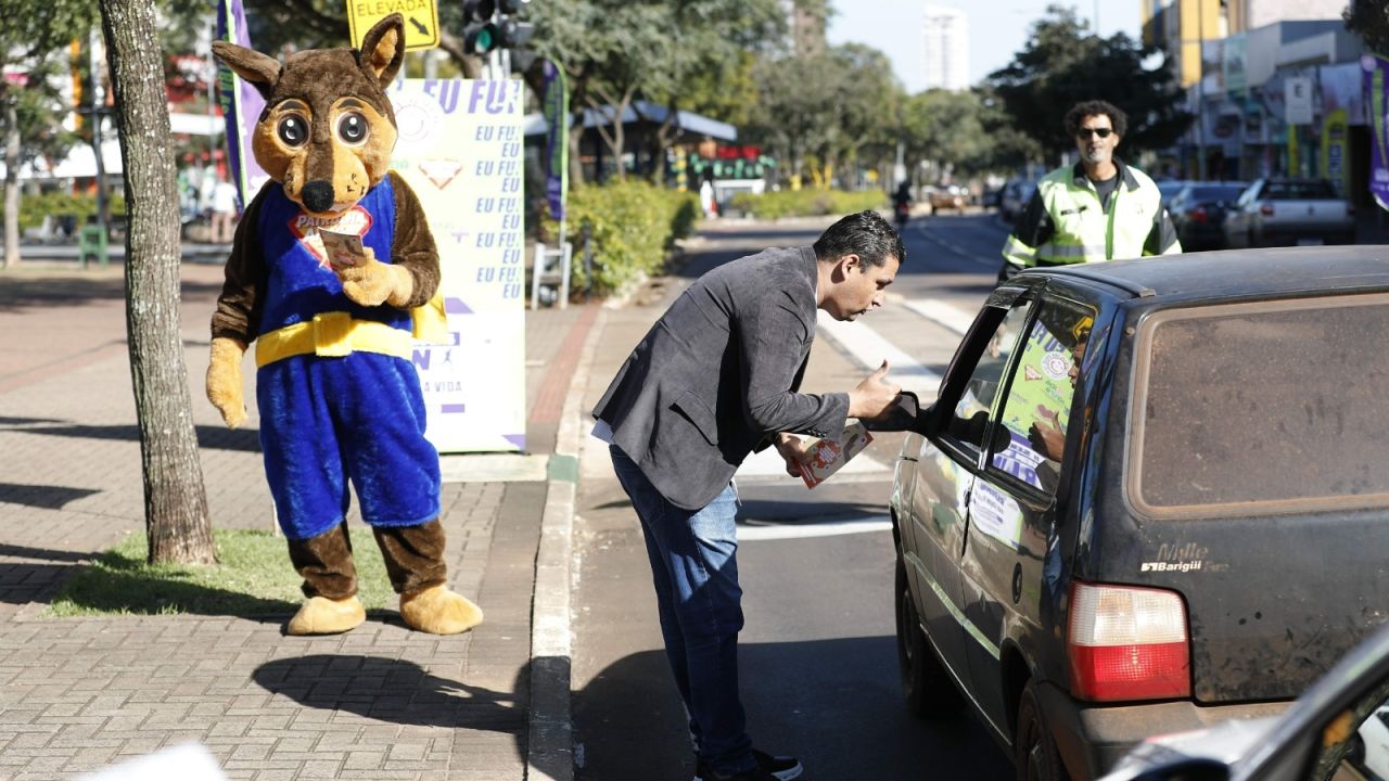 Blitz educativa marca Semana de Prevenção às Drogas em Cascavel