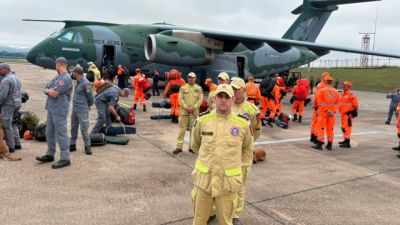 Imagem referente à notícia: Bombeiros do Paraná embarcam para socorrer vítimas do terremoto na Venezuela