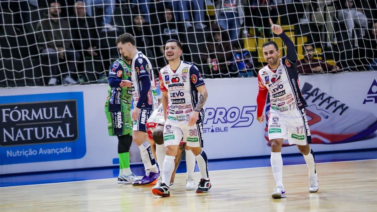 Cascavel Futsal vence o São José por 4 a 1 e segue firme na briga pelas primeiras posições da LNF