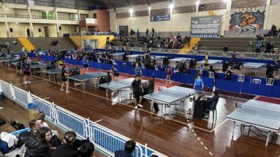 Imagem referente à notícia: Toledo sedia a 3ª etapa do Campeonato Paranaense de Tênis de Mesa