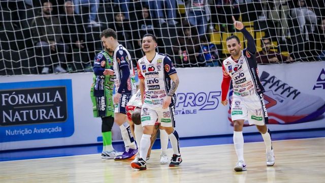 Cascavel Futsal vence o São José por 4 a 1 e segue firme na briga pelas primeiras posições da LNF