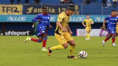 Imagem referente à notícia: FC Cascavel sofre virada para o Marcílio Dias e perde por 2 a 1 pela Série D