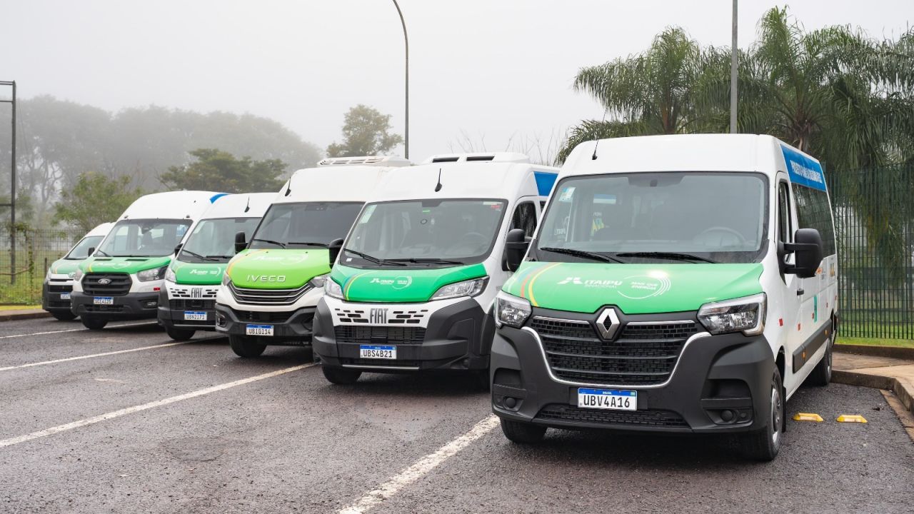 Itaipu entrega 18 vans a entidades sociais do Paraná e do Mato Grosso do Sul