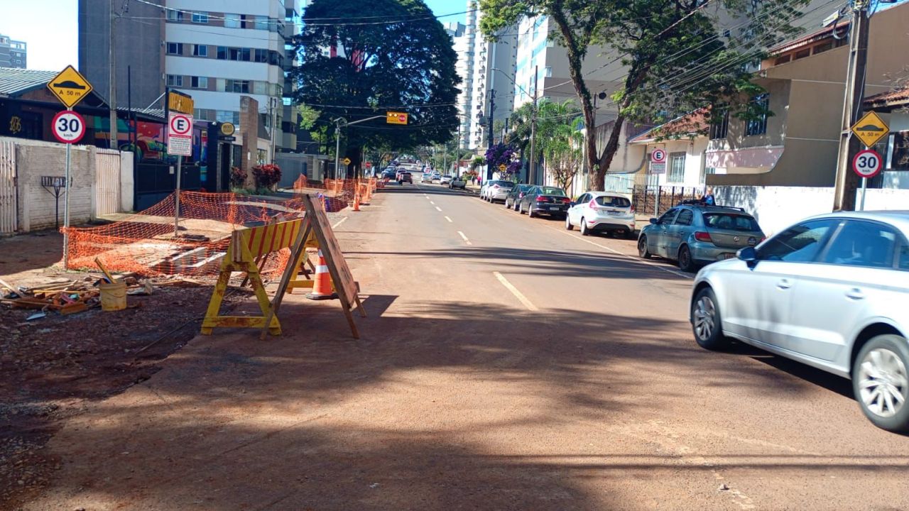 Obra de drenagem interdita trecho da Rua Mato Grosso a partir desta quinta-feira em Cascavel