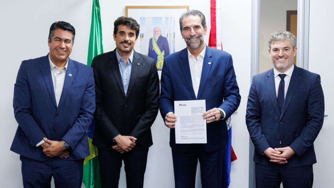 Itaipu e Receita Federal assinam convênio para ampliação da Operação Muralha Inteligente