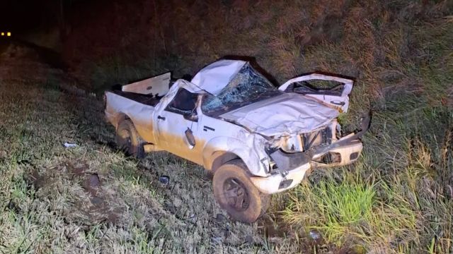 Criança morre e cinco pessoas ficam feridas em grave acidente entre Ranger e Uno na PRC-158, no Paraná