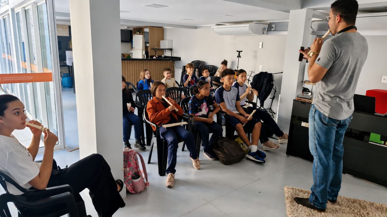 Projeto oferece 160 vagas gratuitas para aulas de instrumentos musicaais em Cascavel