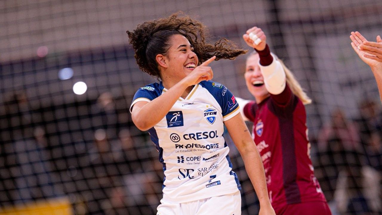 Imagem referente a notícia: Stein Cascavel Futsal vence o Taboão em casa, segue líder da LFF e invicto na temporada