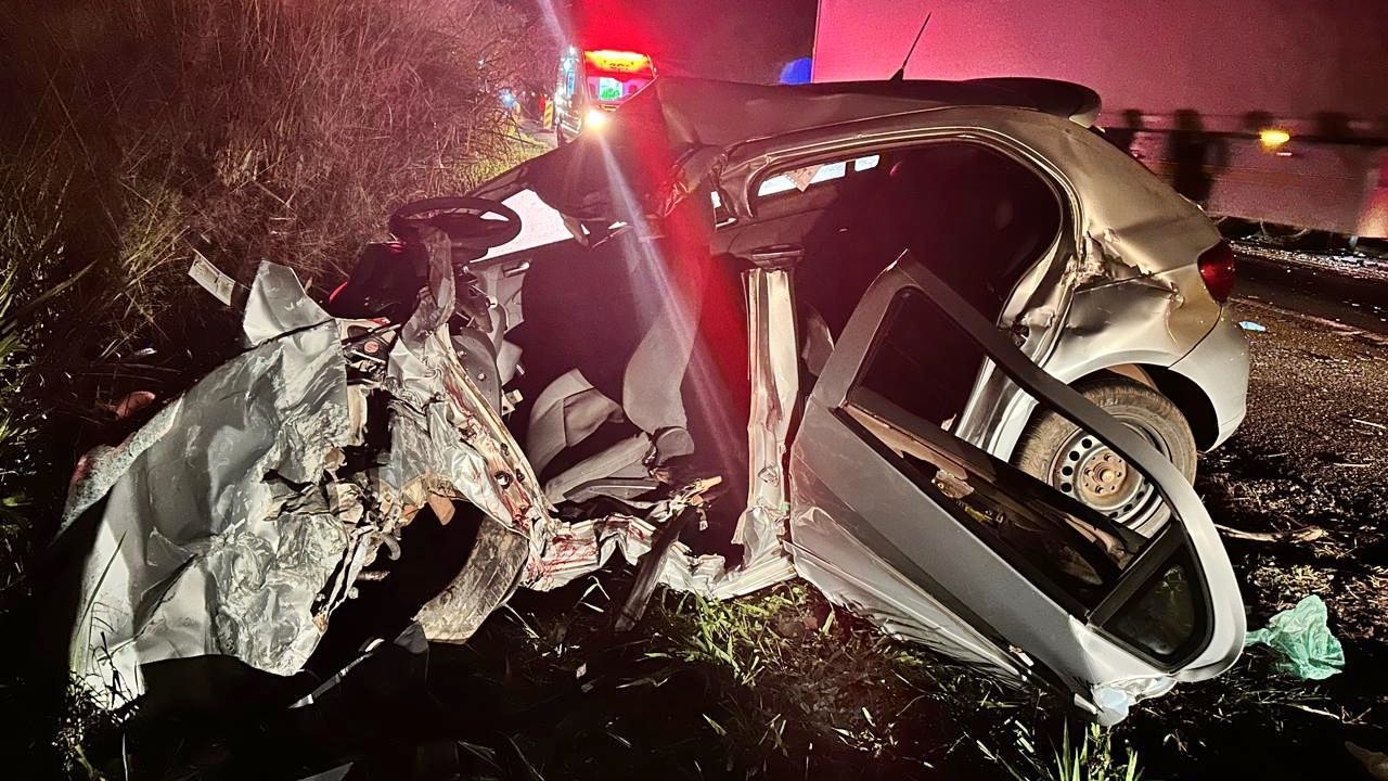 Ultrapassagem na contramão termina em tragédia e deixa três mortos na BR-153, no Paraná