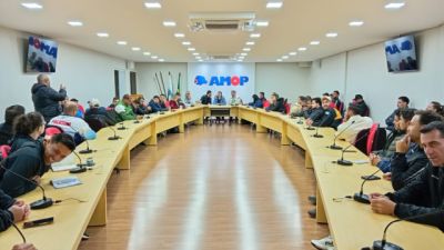 Imagem referente à notícia: AMOP define calendário da Copa de Futsal 2026 e anuncia Olimpíadas com disputas em Medianeira
