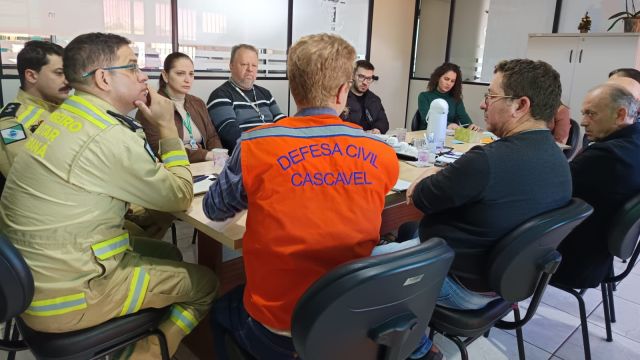 Em Cascavel, instituições realizam reunião de preparação para possíveis impactos do El Niño