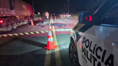 Imagem referente à notícia: Motociclista de 22 anos morre após bater na traseira de caminhão na PR-182, em Diamante do Norte