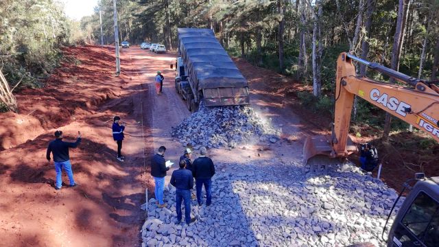 Prefeitura de Cascavel avança com obras em São João do Oeste e na ligação com Corbélia