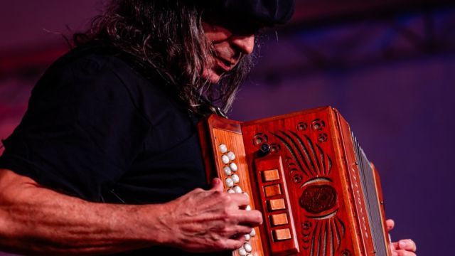 Renato Borghetti abre o 36º Festival de Música neste domingo (19) com show gratuito em Cascavel