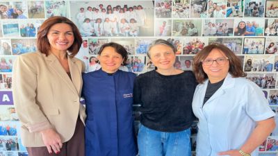 Imagem referente à notícia: Três profissionais da equipe de enfermagem HUOP vão receber Prêmio Alice Michaud, concedido pelo Coren-PR