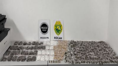 Imagem referente à notícia: FICCO e ROCAM apreendem cocaína, crack, maconha e munições após suspeito fugir de abordagem em Colombo