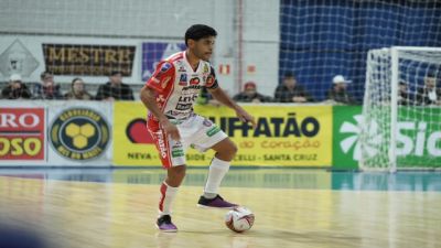 Imagem referente à notícia: Cascavel Futsal perde para o Pato em clássico emocionante pela Série Ouro no Ginásio da Neva