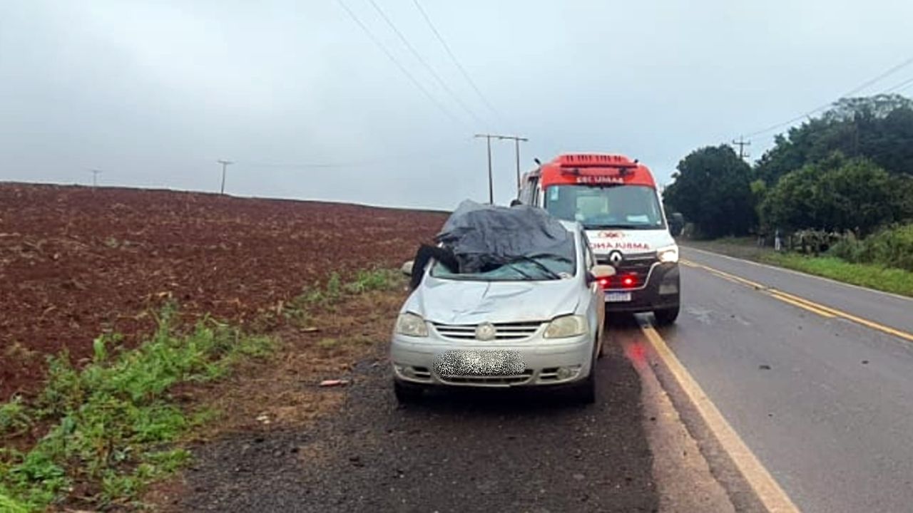 Pedestre morre após ser atropelado por Volkswagen Fox na PR-495, em Missal