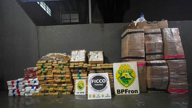 Ação conjunta apreende quase 500 quilos de drogas e causa prejuízo de R$ 2,3 milhões ao crime em Foz do Iguaçu