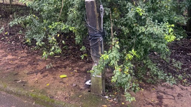 Poste de alta tensão danificado preocupa moradores no bairro Neva e gera risco com ventos em Cascavel