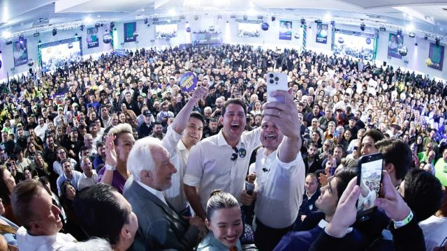 Ratinho Junior defende continuidade na convenção que confirmou Sandro Alex como indicado do PSD