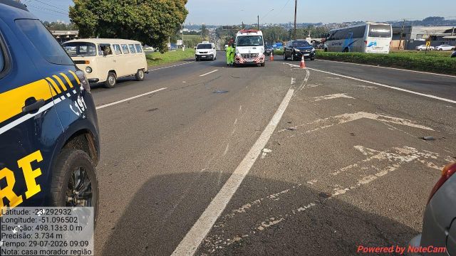 Motociclista fica ferido após colisão com carro na BR-369, em frente à Ceasa de Londrina