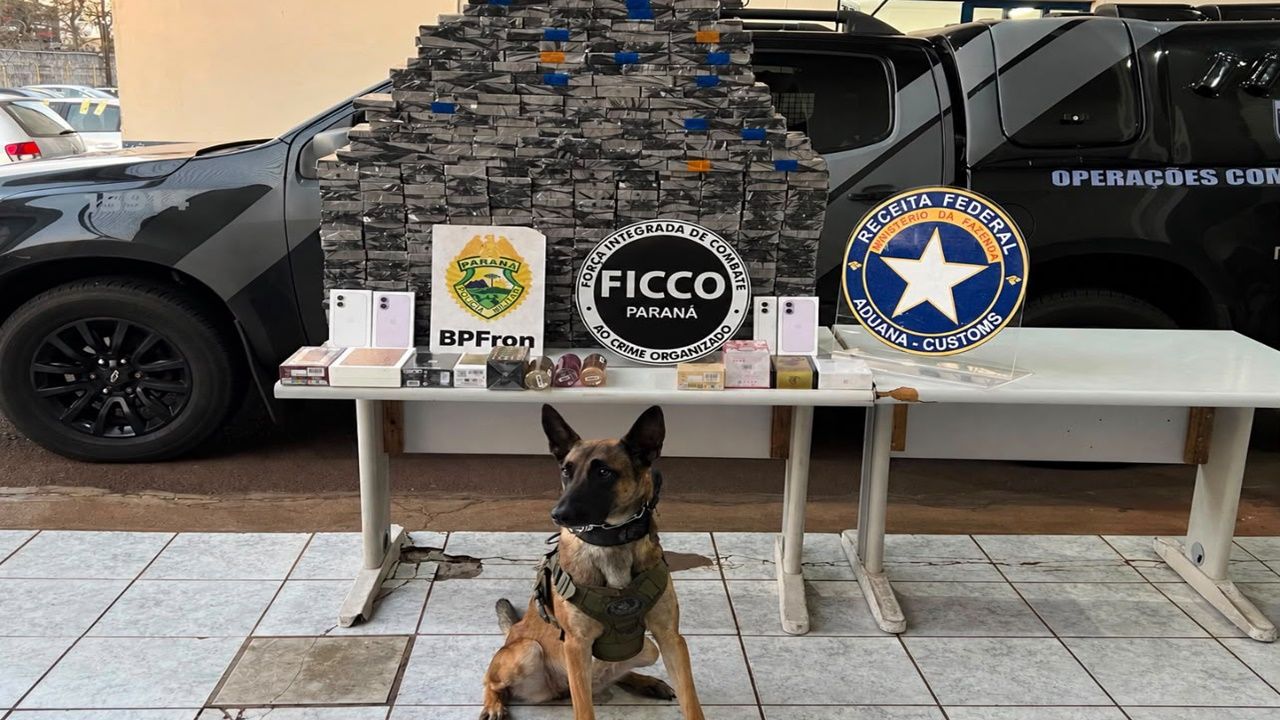 Ação integrada apreende carga milionária com 383 iPhones 17 escondidos em fundo falso de caminhão na BR-277, em Cascavel