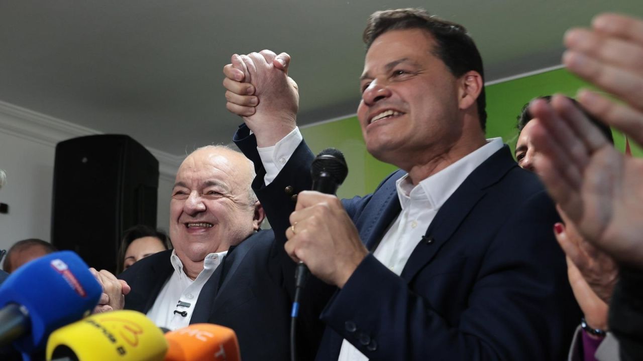 Aliança fechada: Rafael Greca será vice de Sandro Alex para disputa ao Governo do Paraná