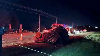 Motorista morre após perder o controle de Fiat Uno e capotar na PR-488, em Santa Helena