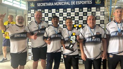 Corbélia sobe ao pódio e conquista 3º lugar no Campeonato Paranaense de Trios Master Masculino 50+ de bocha