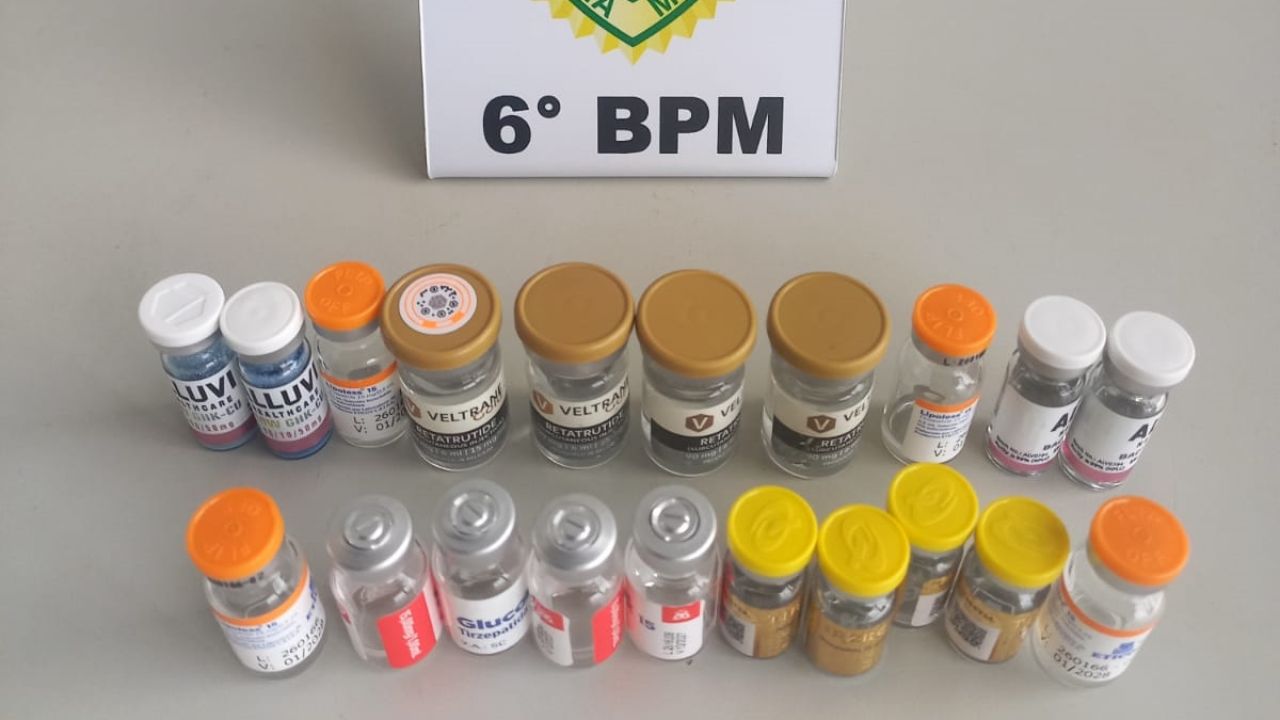 Medicamentos para emagrecimento de origem irregular são apreendidos em ônibus na rodoviária de Cascavel