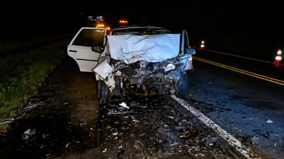 Ultrapassagem em local proibido provoca colisão frontal na BR-277 e deixa dois mortos em Céu Azul